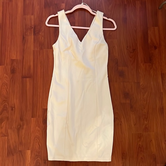Dress - Picture 1 of 4